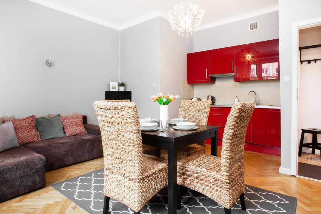 Stars Apartaments City Center By Noclegi Renters Warszawa Exteriör bild