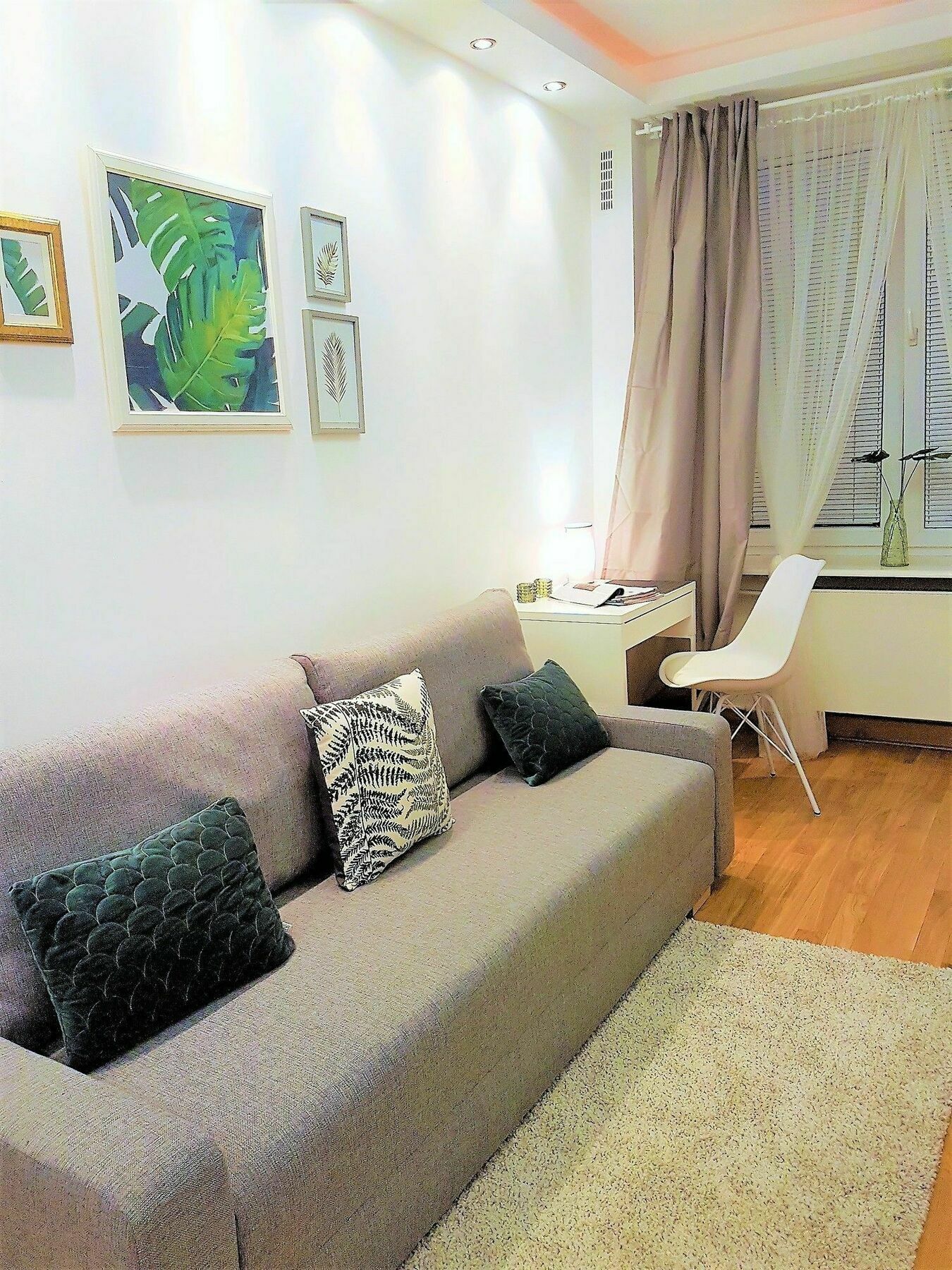 Stars Apartaments City Center By Noclegi Renters Warszawa Exteriör bild